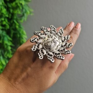 🦚 The Royal Peacock Sunburst Statement Ring