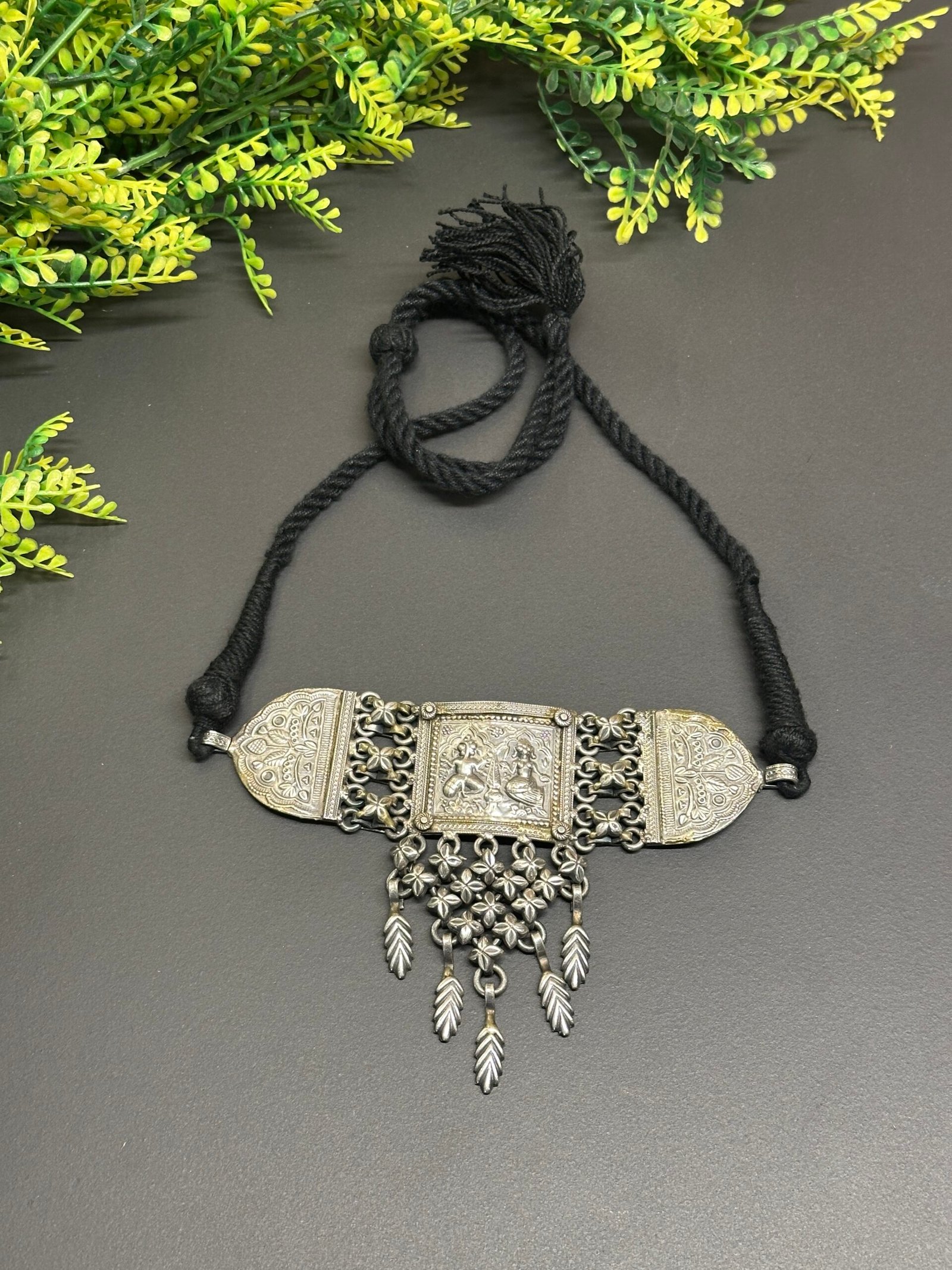 💃German Silver Radha Krishna Choker with Leaf Drops - Image 2