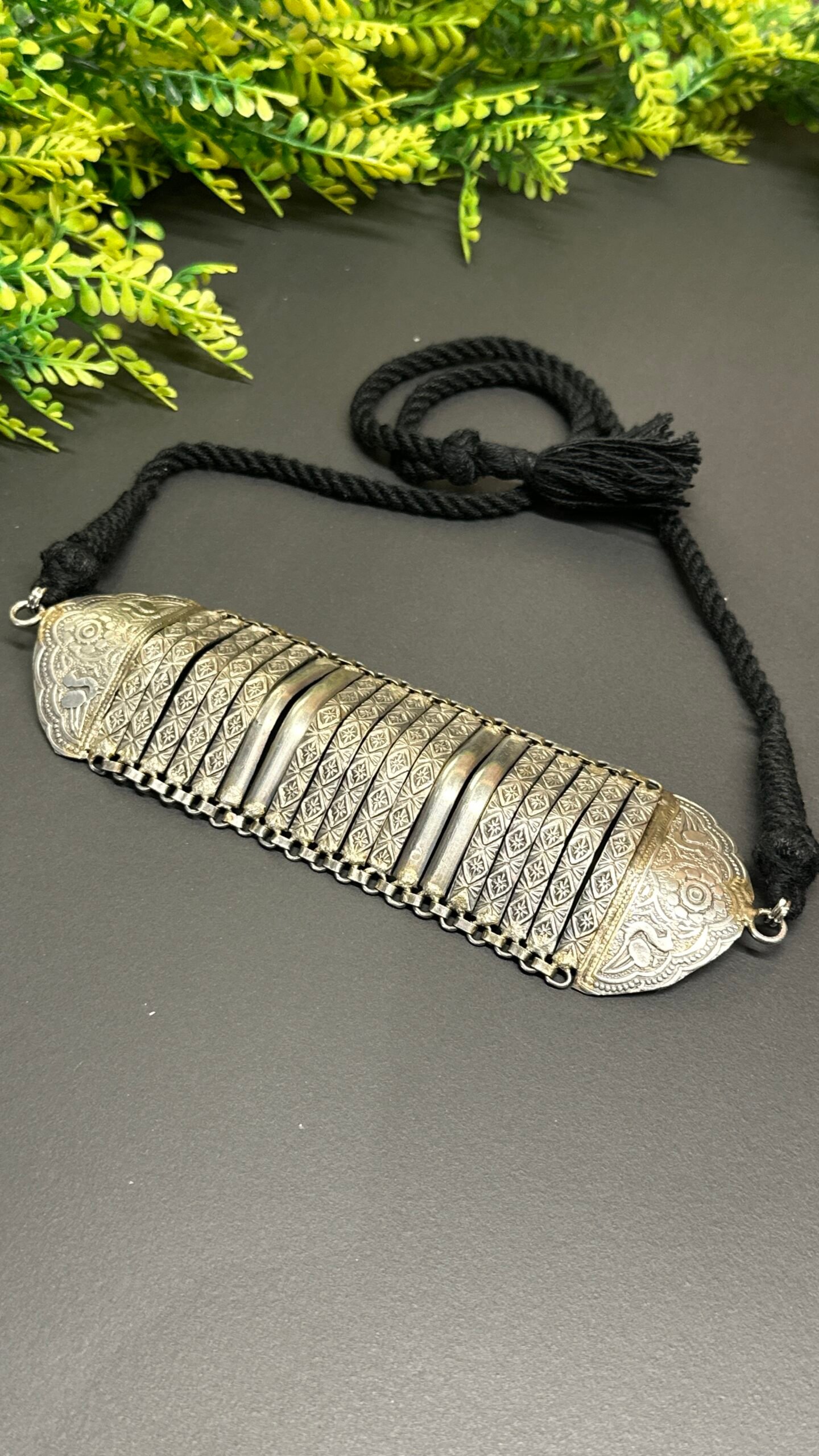 ✨Antique Oxidized Silver Geometric Panel Choker Necklace